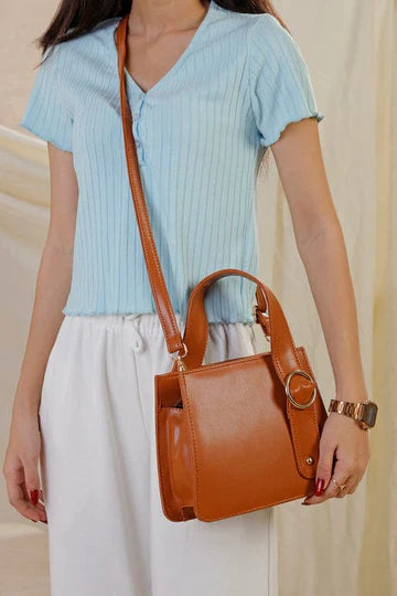 Classic Box Sling